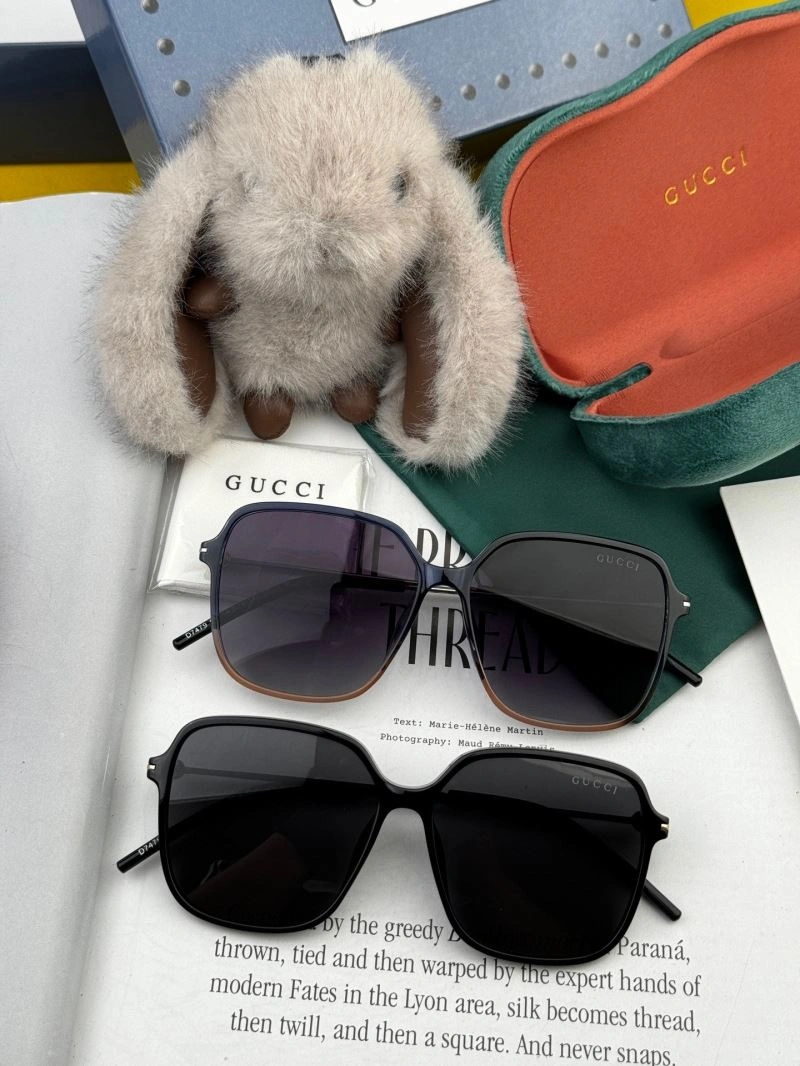 Gucci Sunglasses Bright 279983