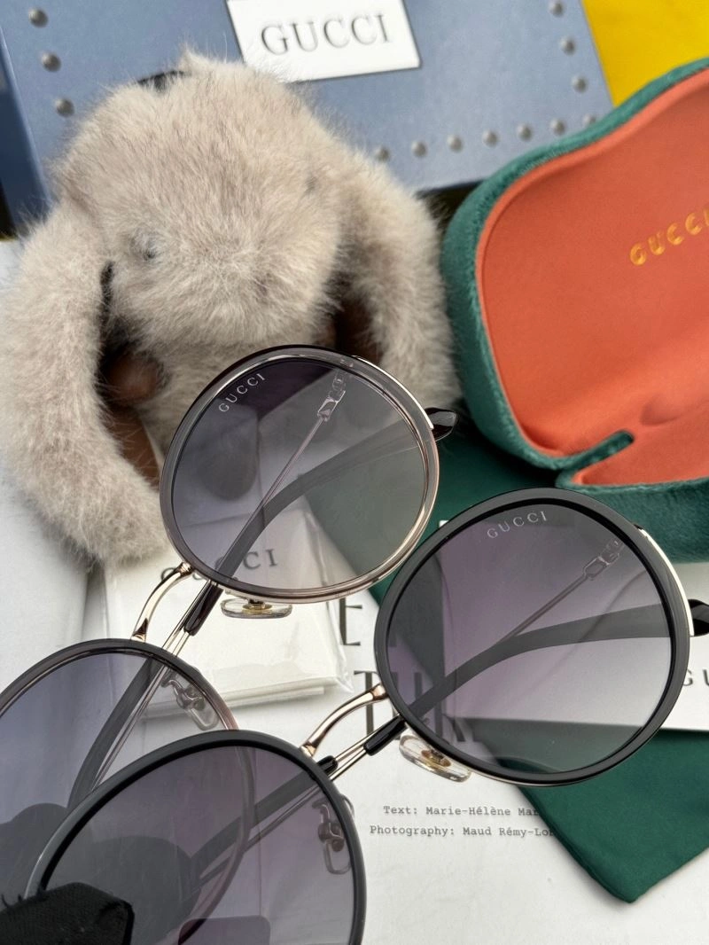 Gucci Sunglasses WellDesigned 279987