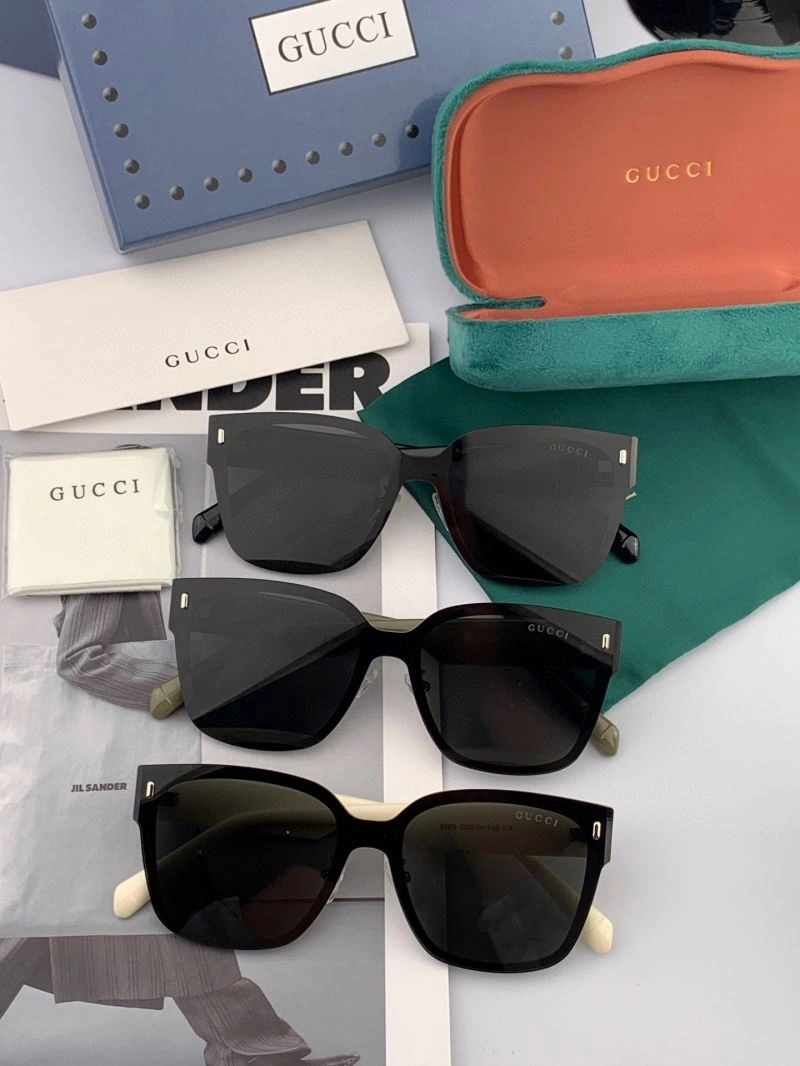 Gucci Sunglasses Bold 279977
