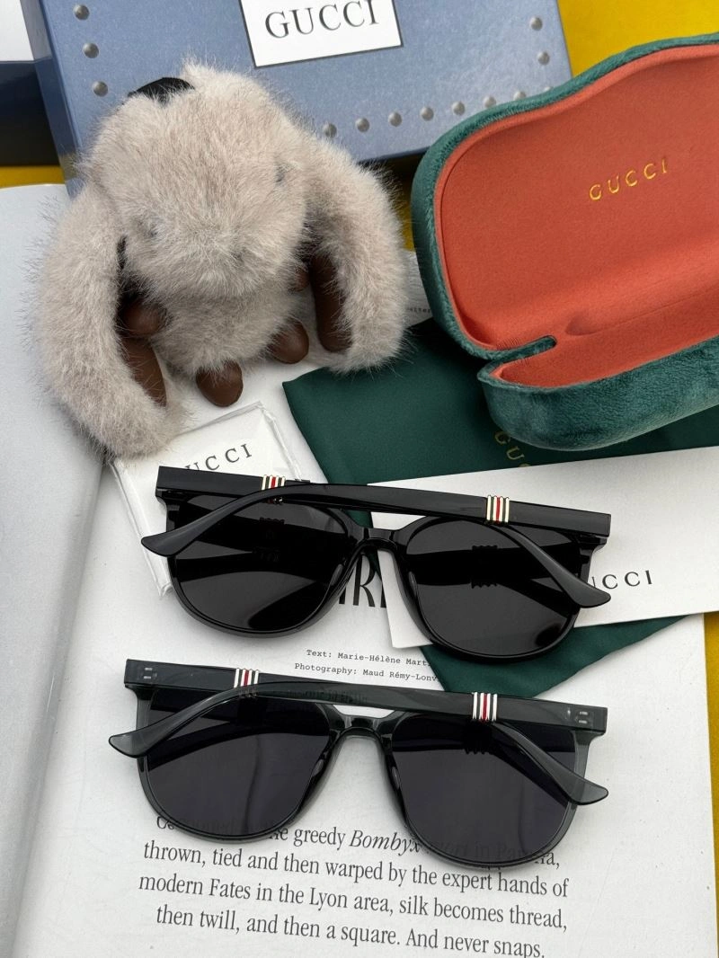 Flexible Gucci Sunglasses 279960