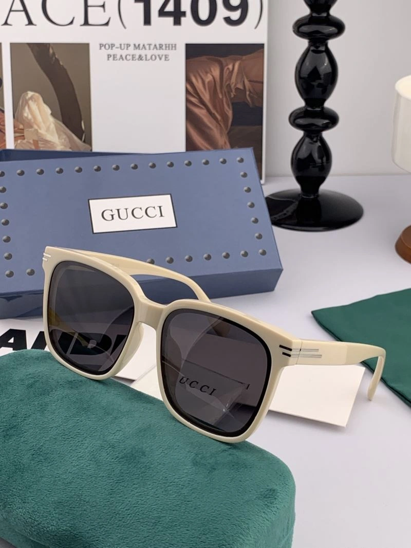 WellDesigned Gucci Sunglasses 279967