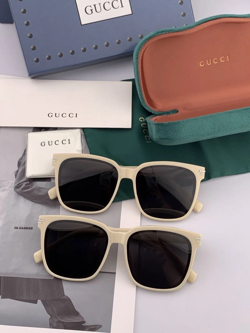 WellDesigned Gucci Sunglasses 279967