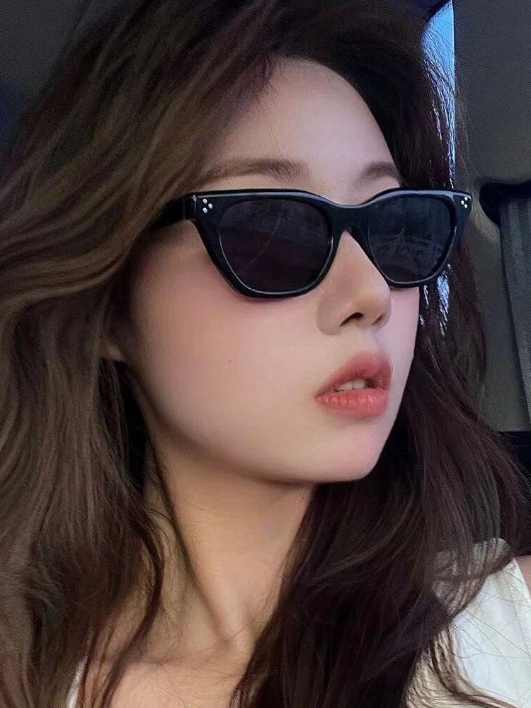 Trendsetting Gucci Sunglasses 279971