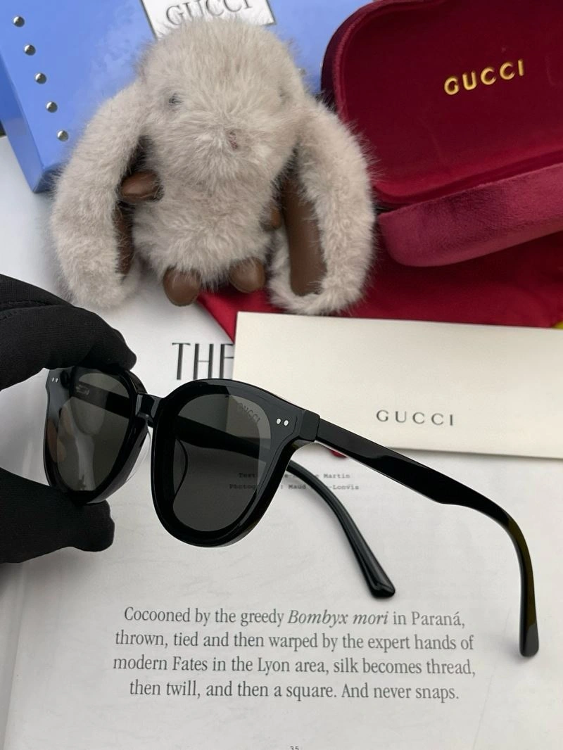 Functional Gucci Sunglasses 279962