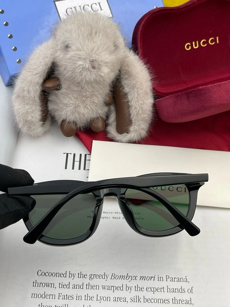 Functional Gucci Sunglasses 279962