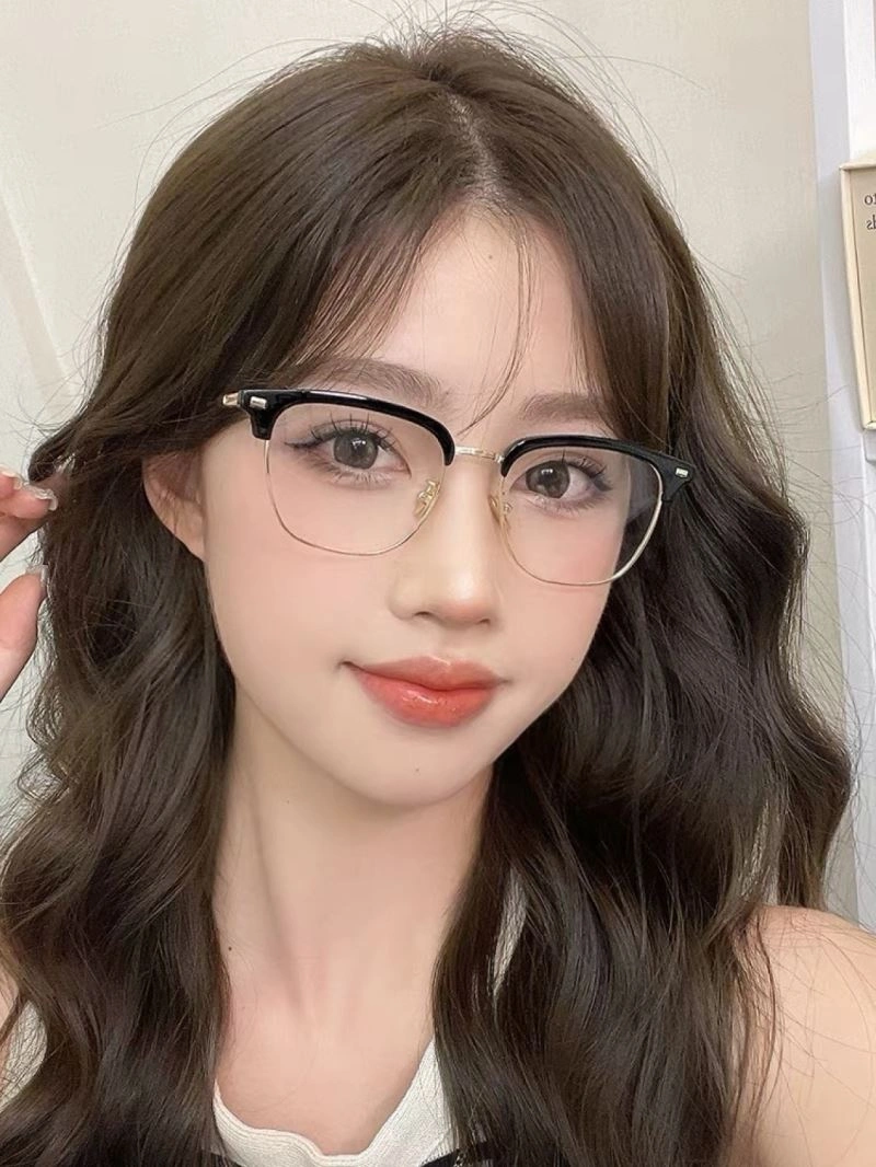 Gucci Sunglasses EyeCatching 279978