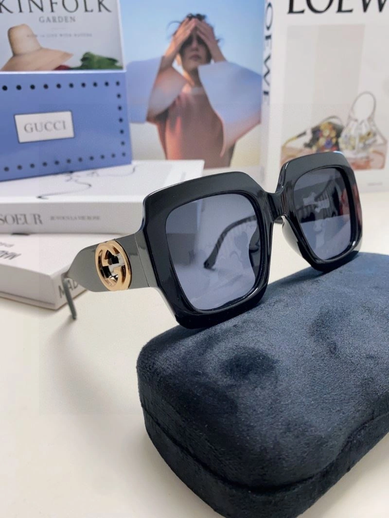 Packable Gucci Sunglasses 279954