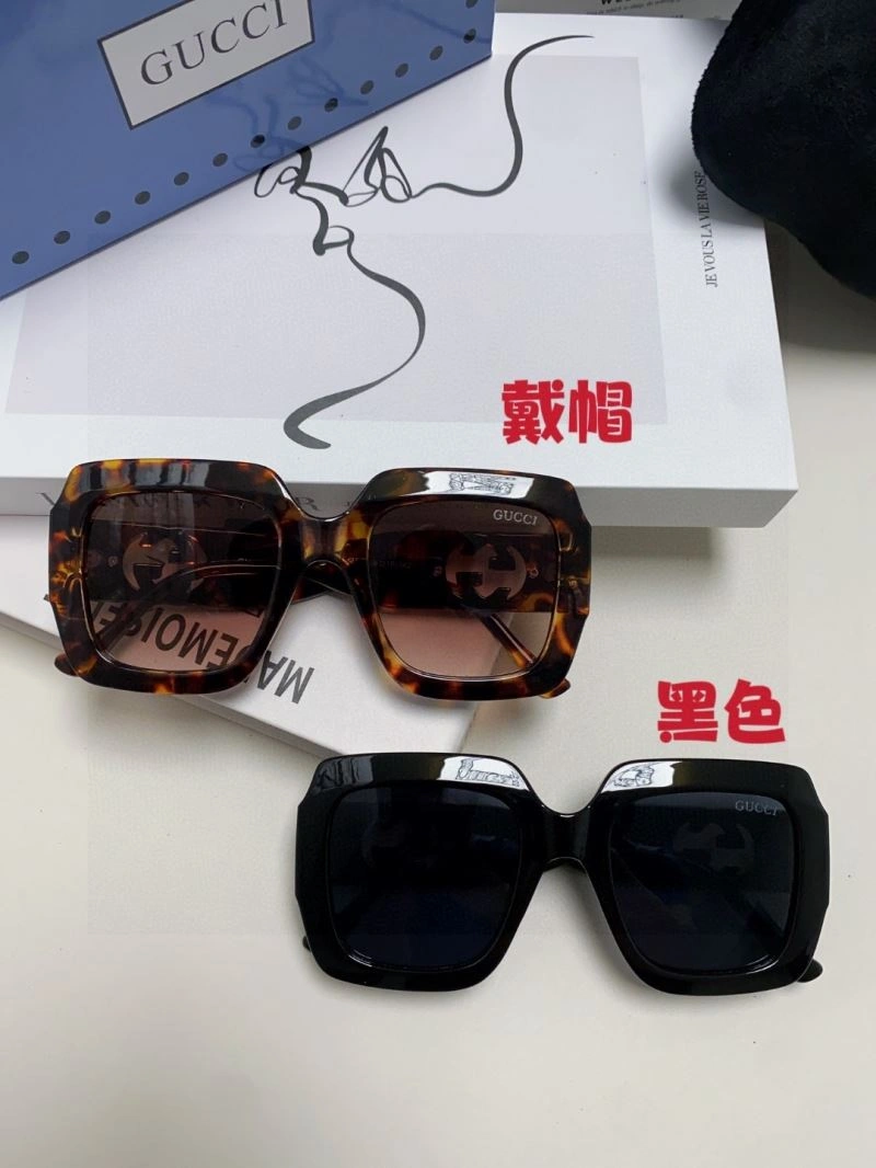Packable Gucci Sunglasses 279954