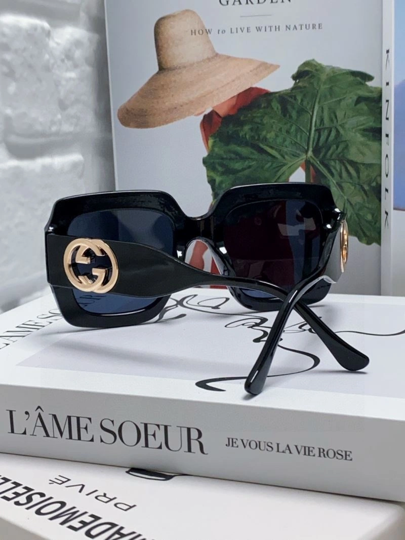 Packable Gucci Sunglasses 279954