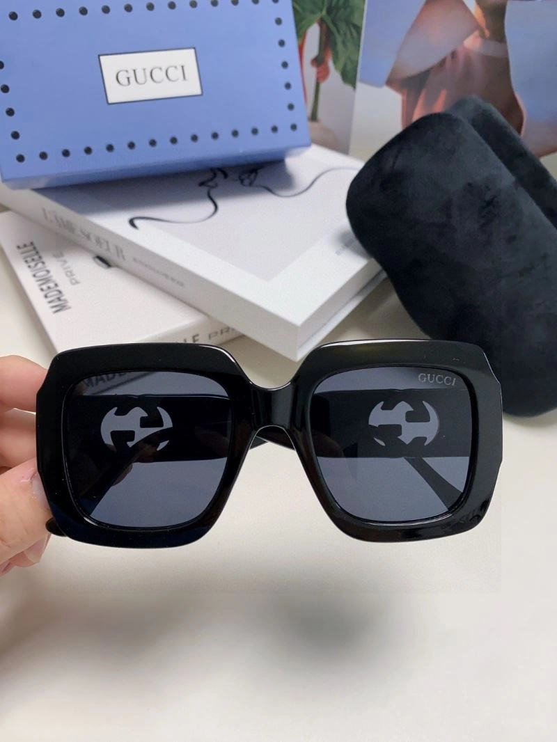 Packable Gucci Sunglasses 279954