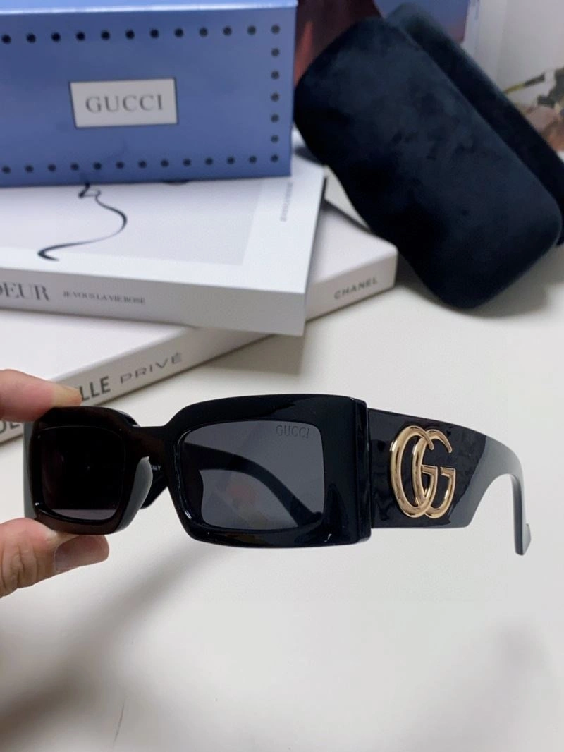Gucci Sunglasses Effortless 279952