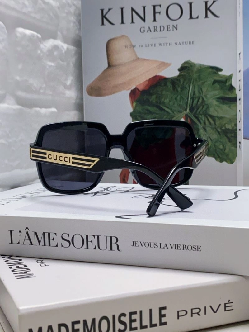 Gucci Sunglasses WellDesigned 279939