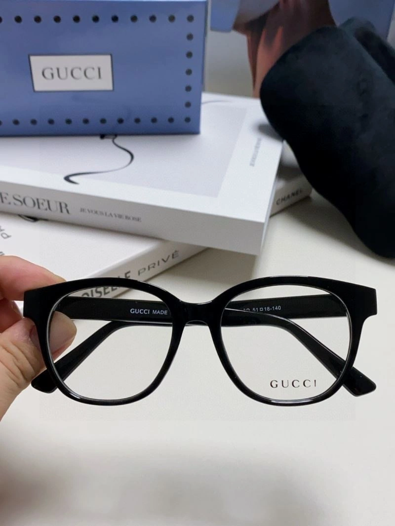 Gucci Sunglasses FlexibleFit 279944
