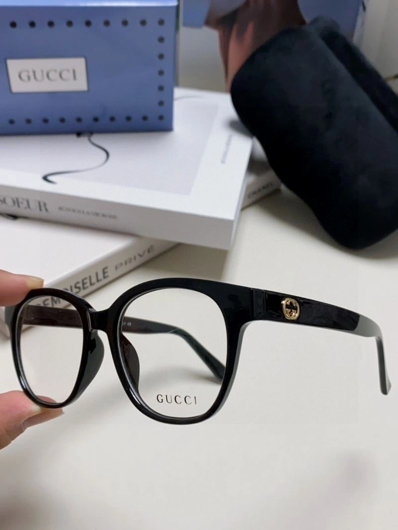 Gucci Sunglasses FlexibleFit 279944
