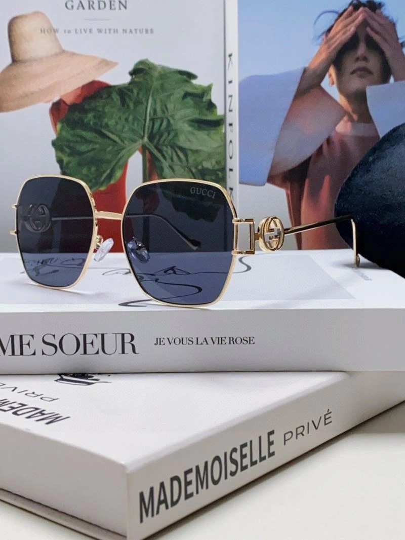 Gucci Sunglasses ModernLook 279922