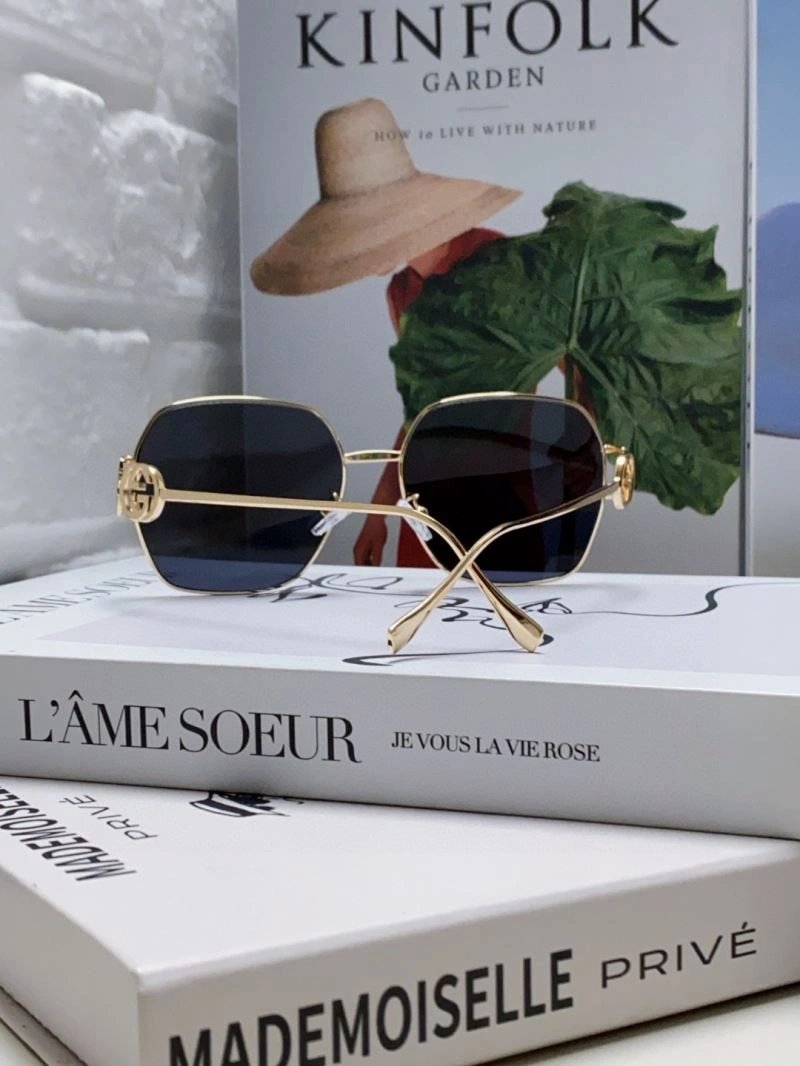 Gucci Sunglasses ModernLook 279922