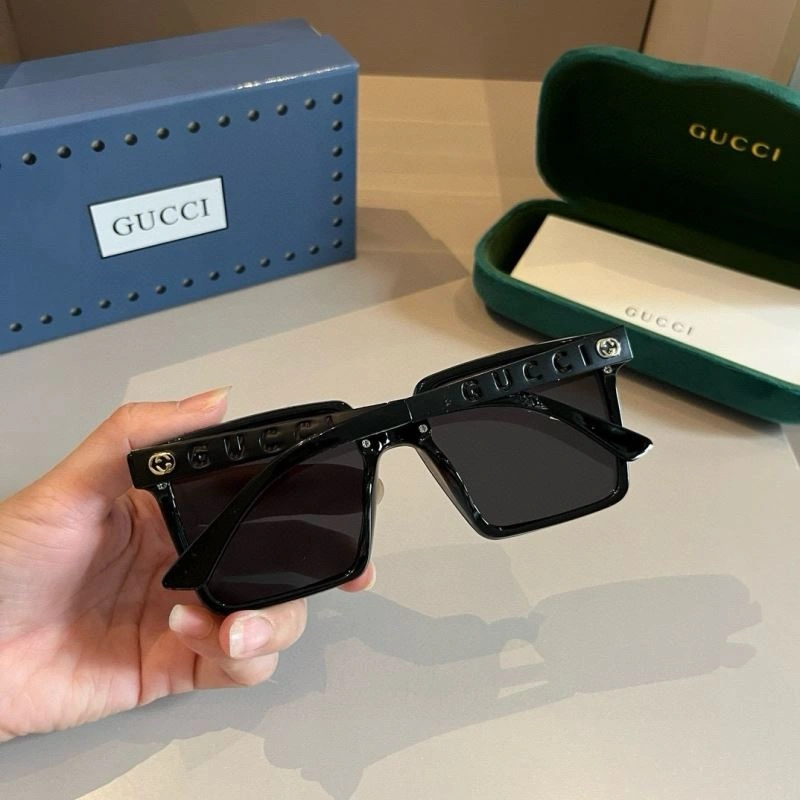 Gucci Sunglasses OnTrend 279926