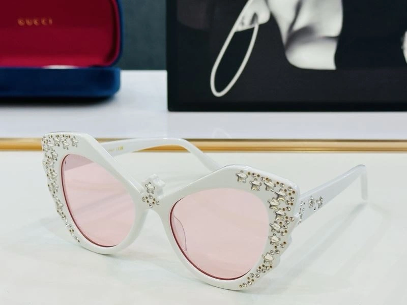 Gucci Sunglasses Trendy 279921