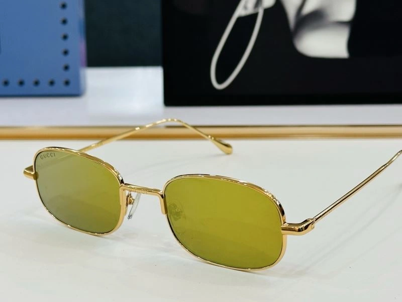 FlexibleFit Gucci Sunglasses 279941