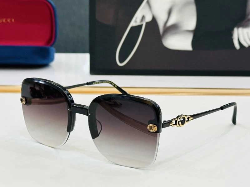 Chic Gucci Sunglasses 279934