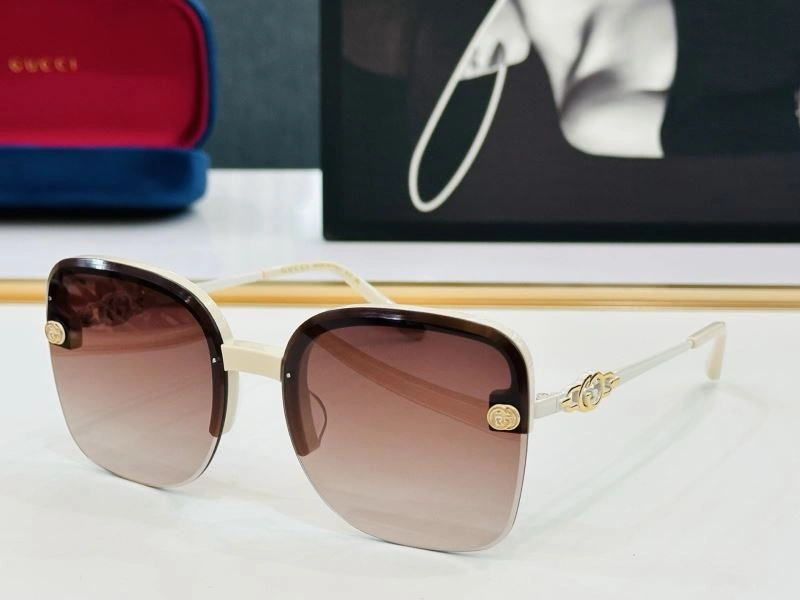 Chic Gucci Sunglasses 279934
