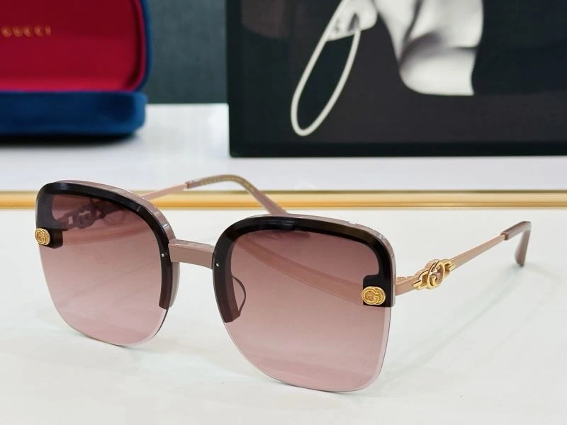 Chic Gucci Sunglasses 279934