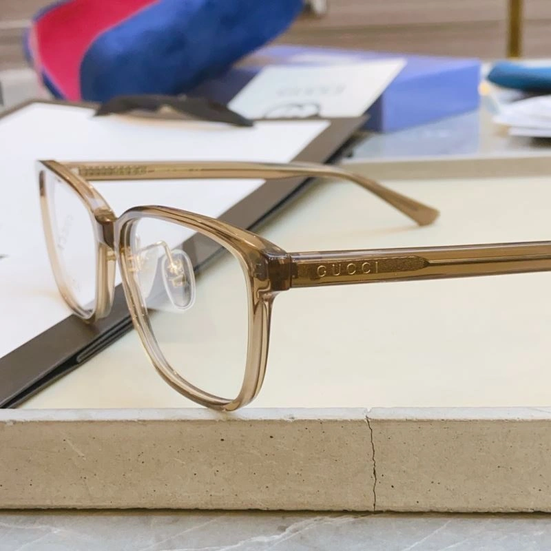 Lightweight Gucci Sunglasses 279935
