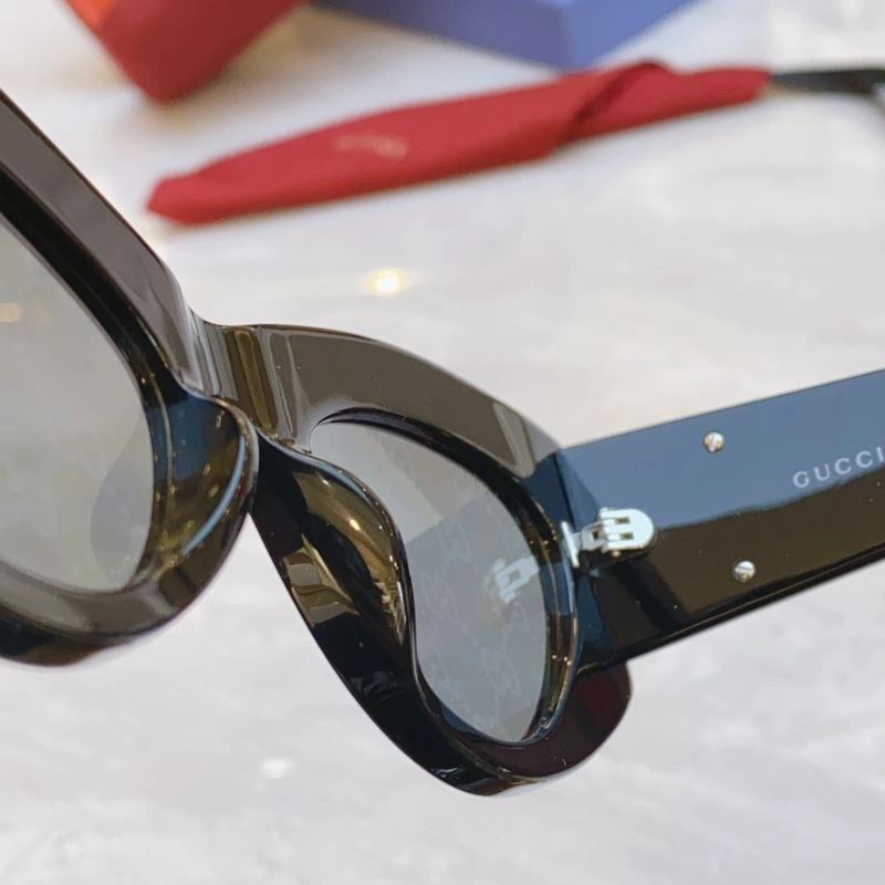 Gucci Sunglasses FashionForward 279942