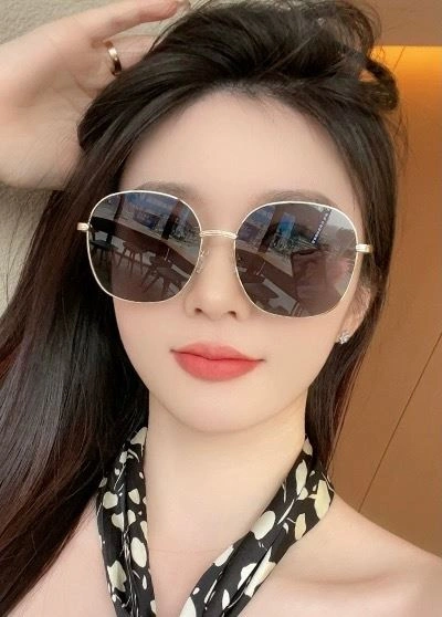 Fashionable Gucci Sunglasses 279929