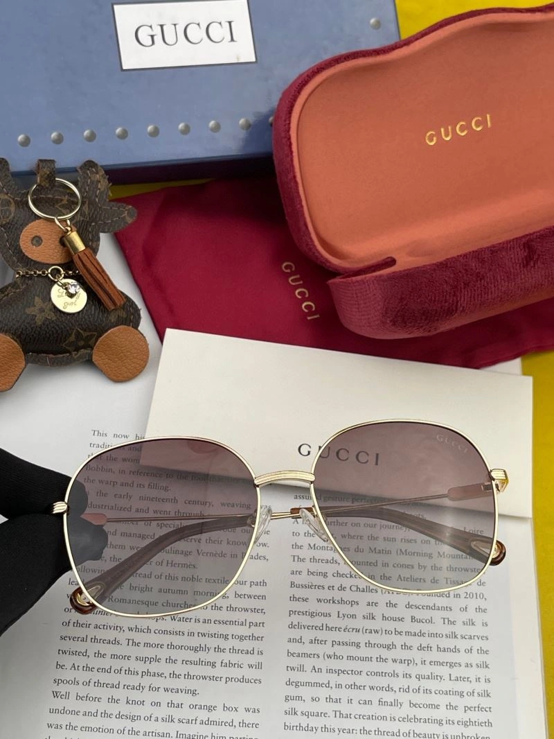Fashionable Gucci Sunglasses 279929