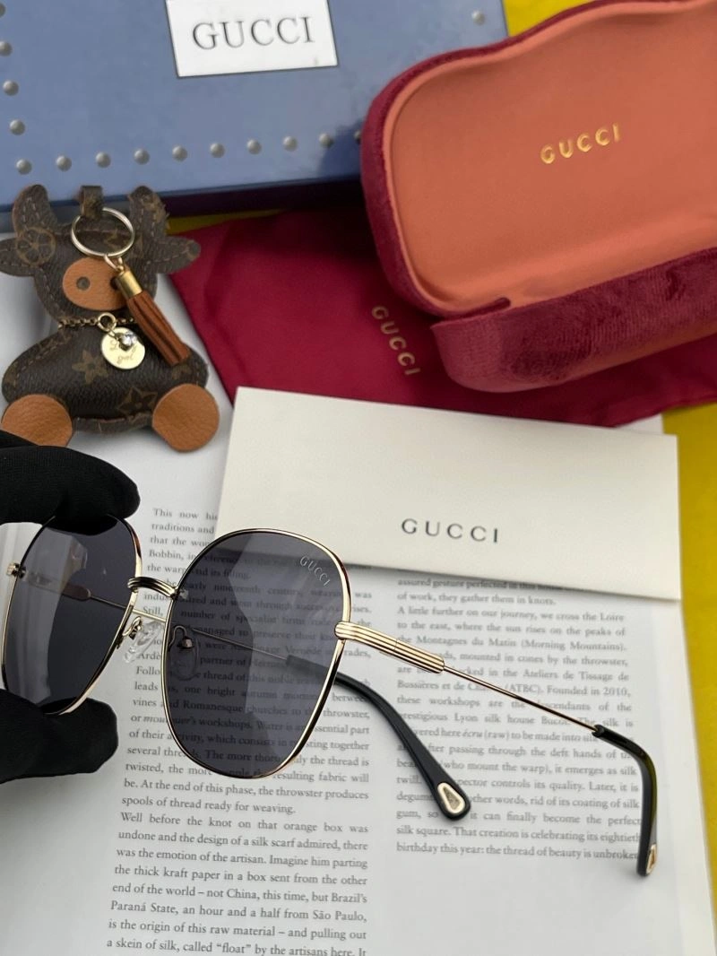 Fashionable Gucci Sunglasses 279929