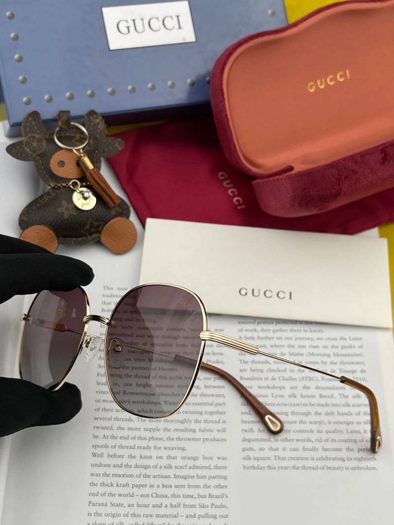 Fashionable Gucci Sunglasses 279929