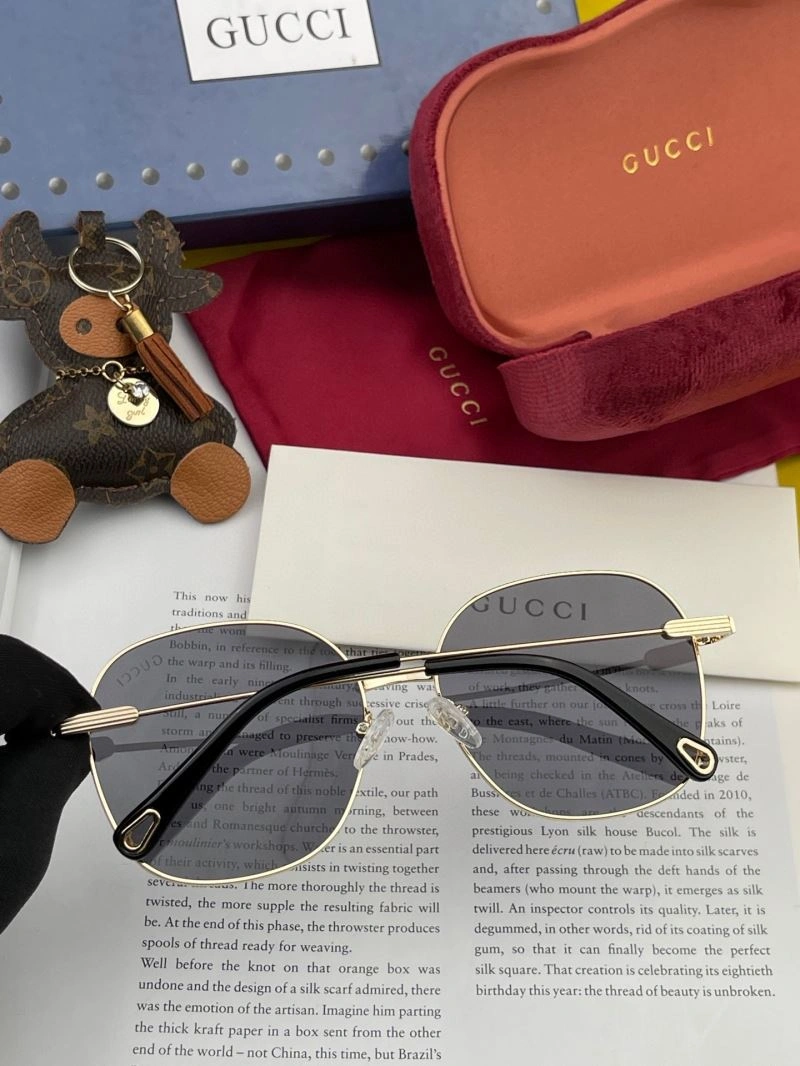 Fashionable Gucci Sunglasses 279929