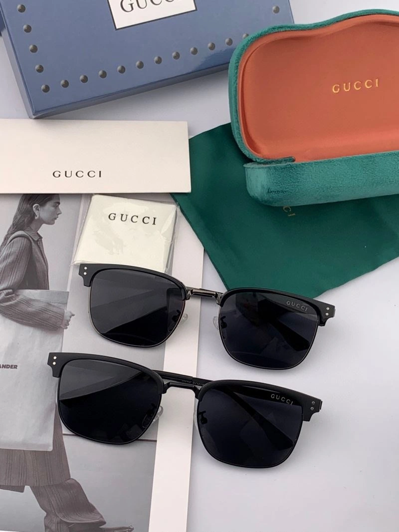Gucci Sunglasses Attractive 279946