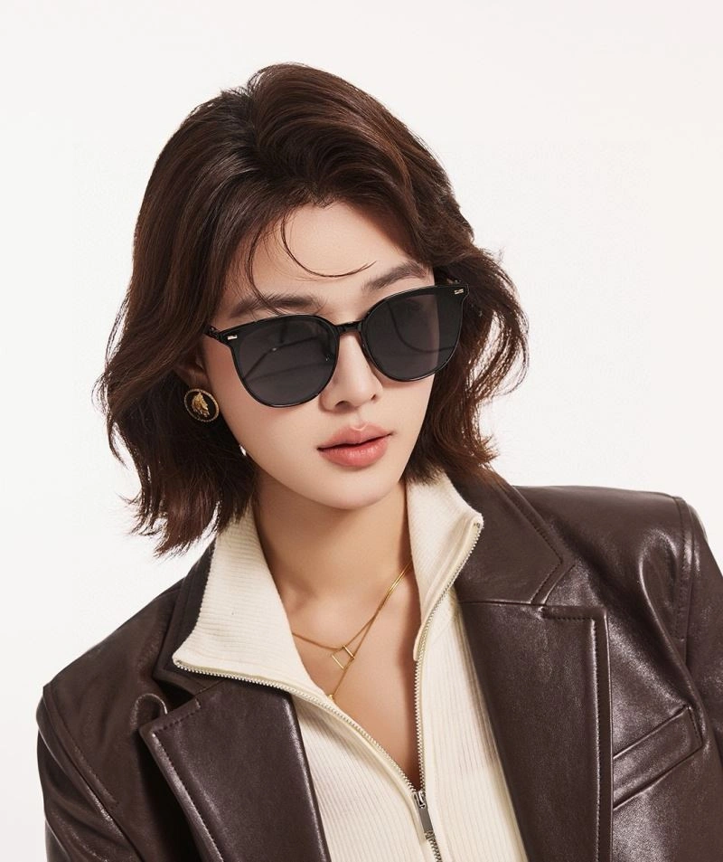 Gucci Sunglasses SportInspired 279928