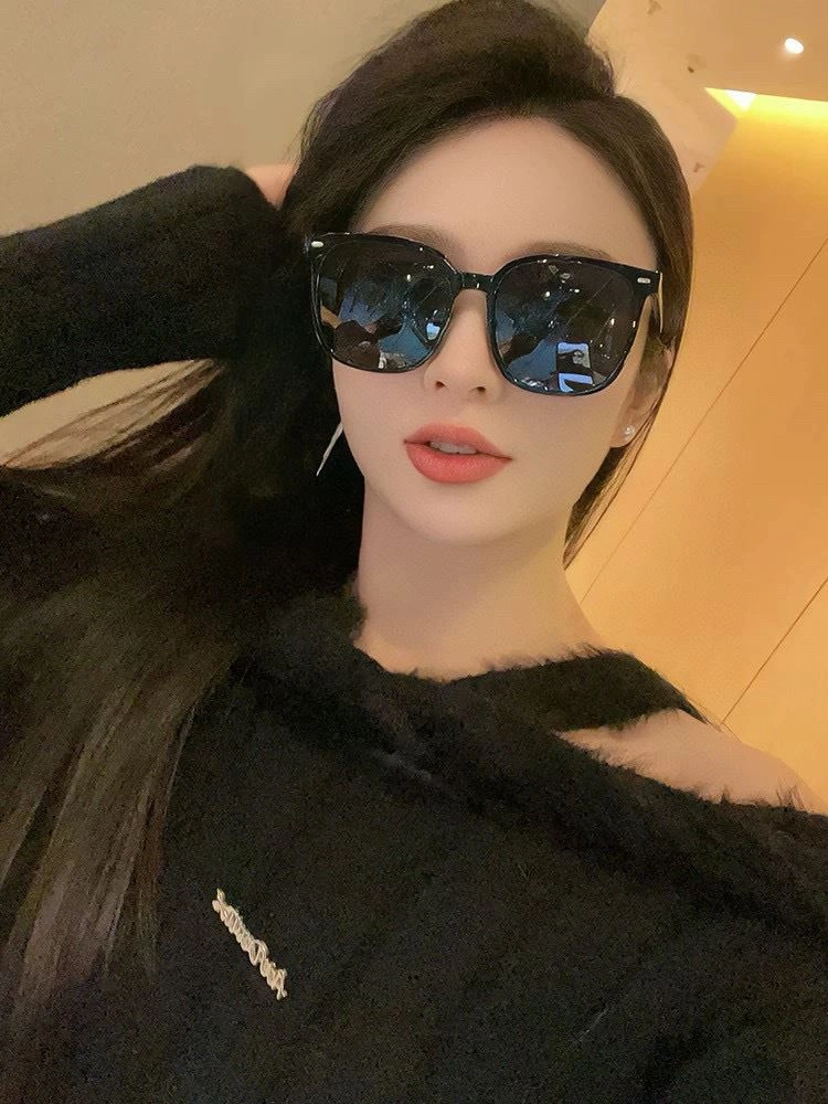 Lightweight Gucci Sunglasses 279930