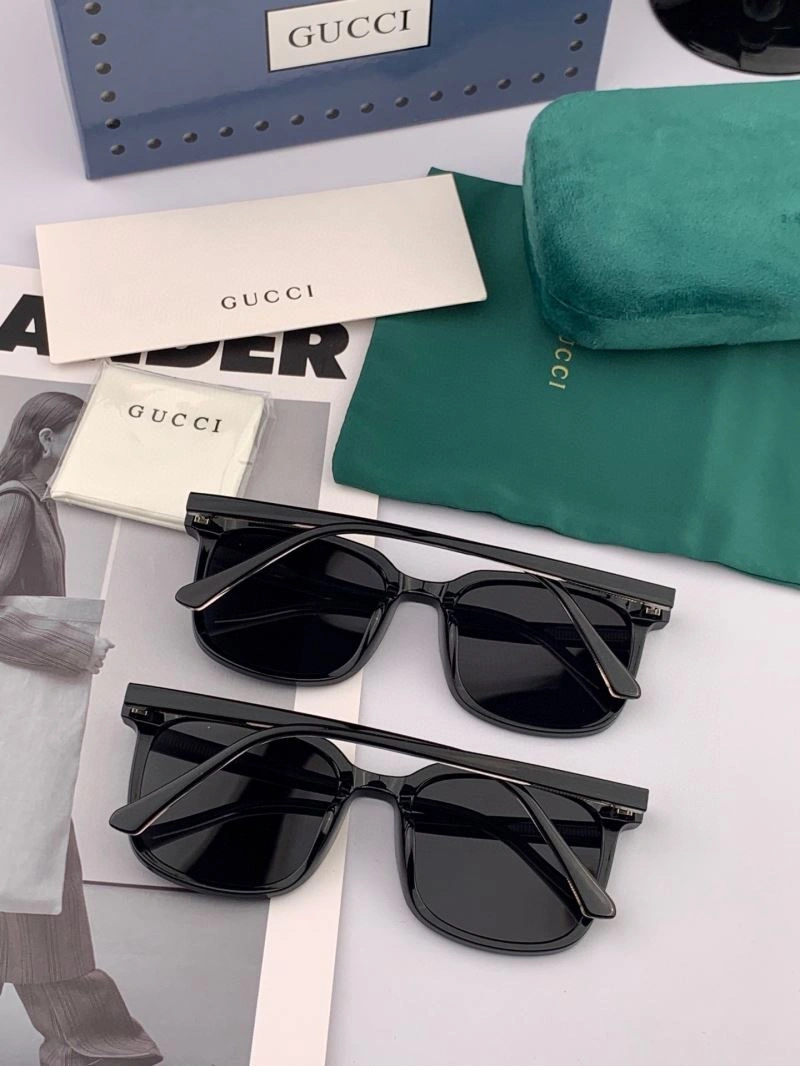 Lightweight Gucci Sunglasses 279930