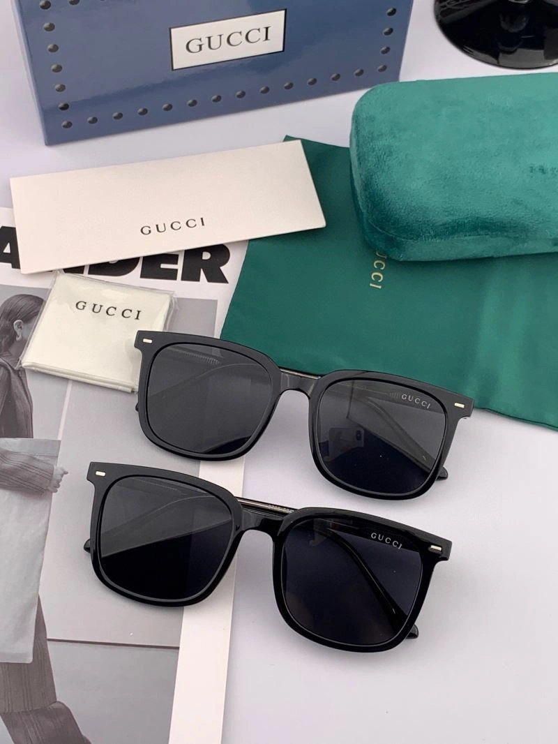 Lightweight Gucci Sunglasses 279930