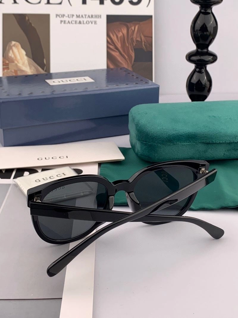 Gucci Sunglasses Classic 279937