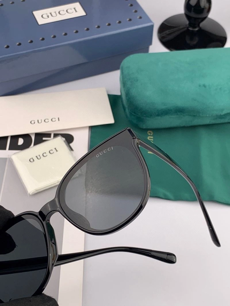 Gucci Sunglasses Classic 279937