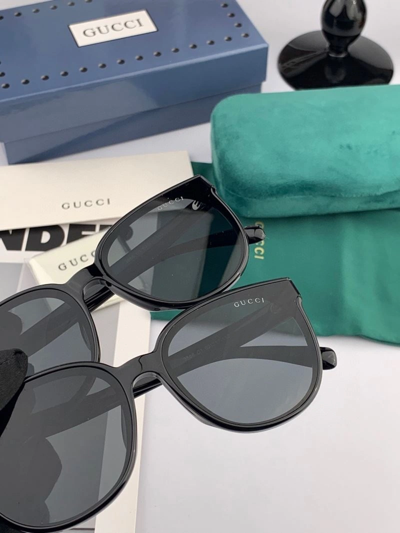 Gucci Sunglasses Classic 279937