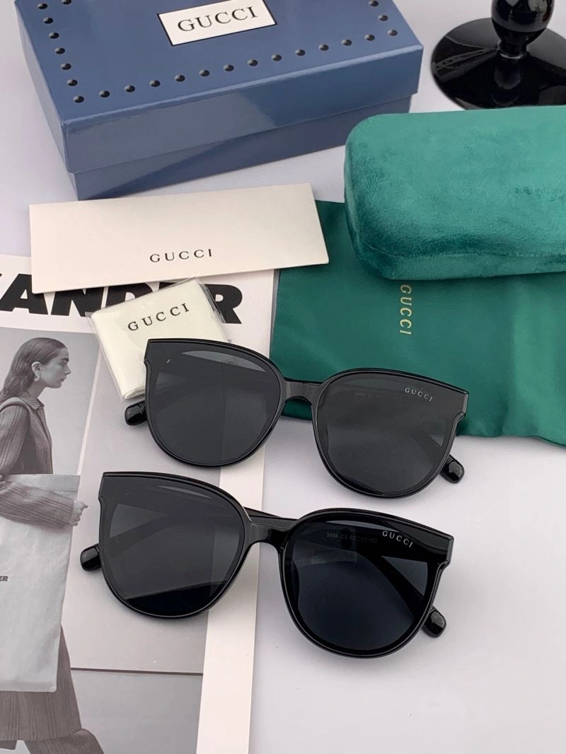 Gucci Sunglasses Classic 279937