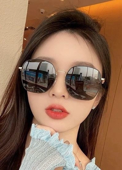 Seasonal Gucci Sunglasses 279913