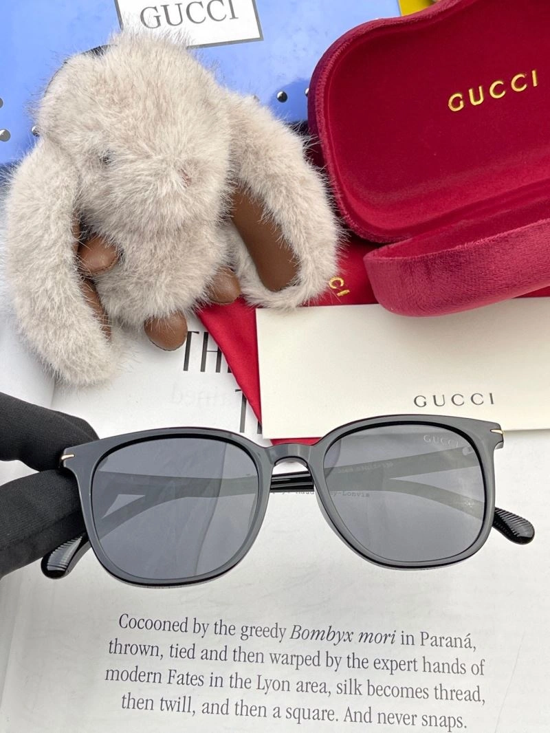 Elegant Gucci Sunglasses 279912