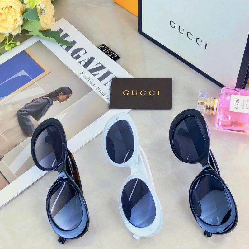Gucci Sunglasses Youthful 279902