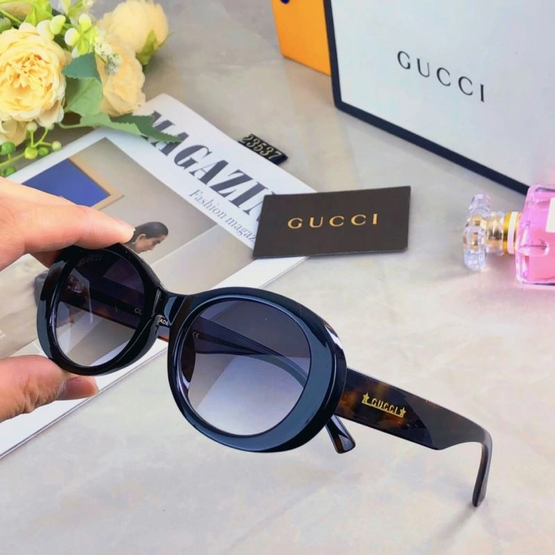 Gucci Sunglasses Youthful 279902