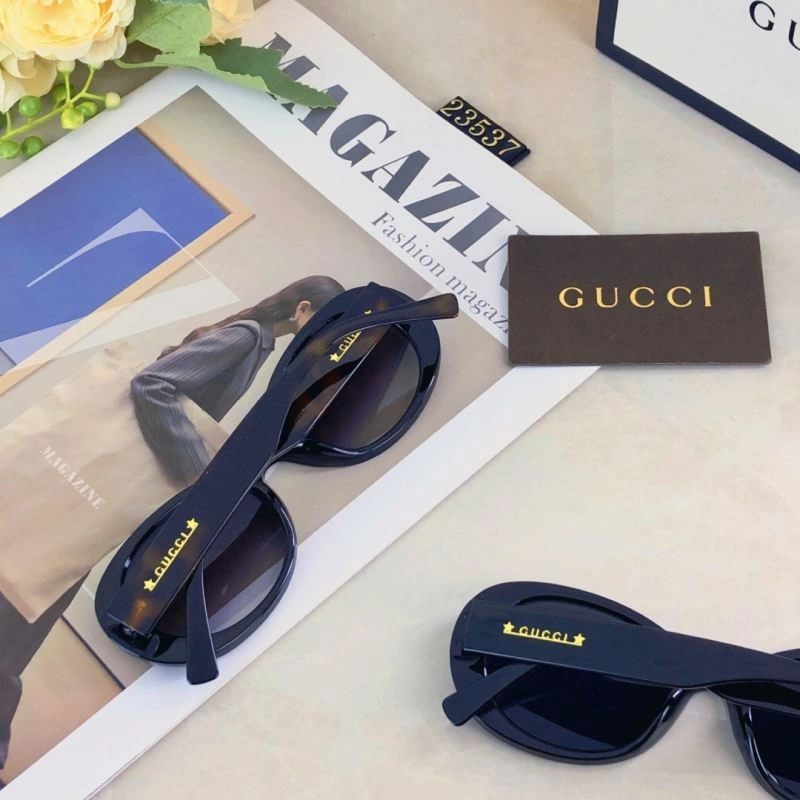 Gucci Sunglasses Youthful 279902