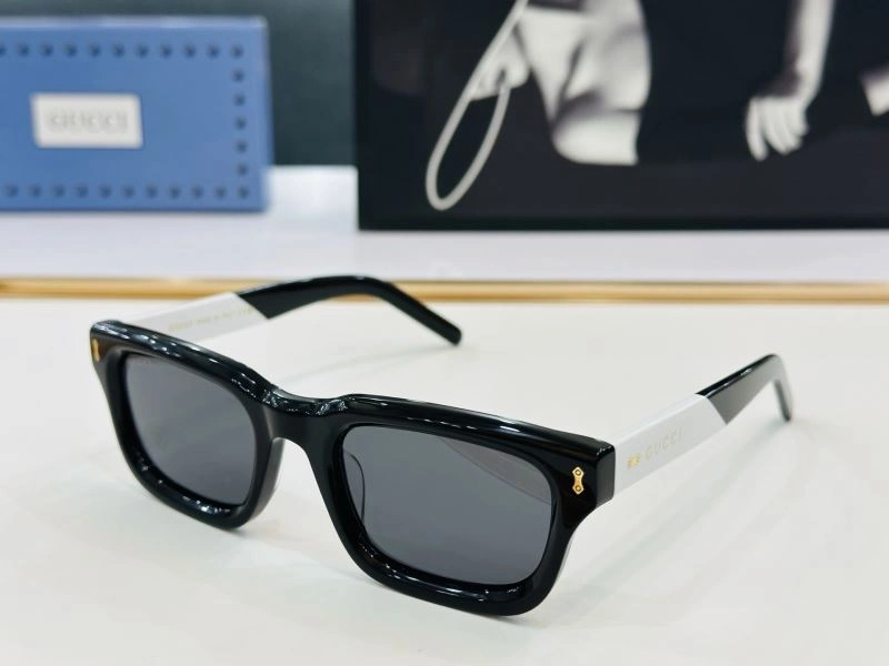 Gucci Sunglasses Practical 279905