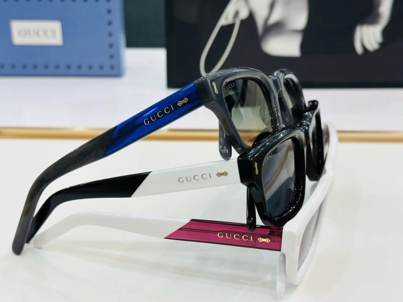 Gucci Sunglasses Practical 279905