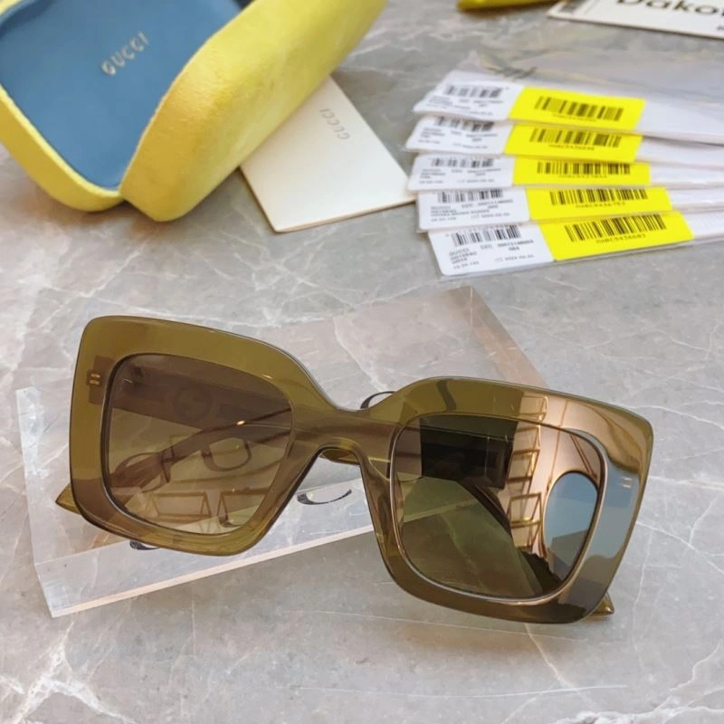 Gucci Sunglasses UrbanChic 279892